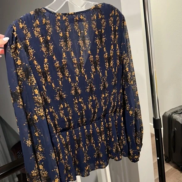 1. State Top - Picture 3 of 3